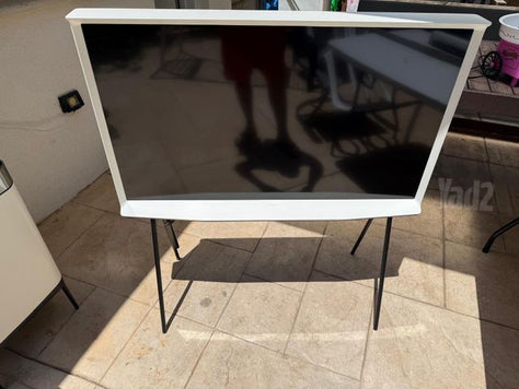 אינץ Samsung The Serif 49