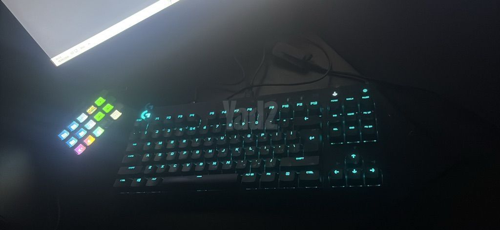 Logitech g pro x מקדלת