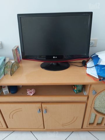 טלוויזיה  LG 23inh