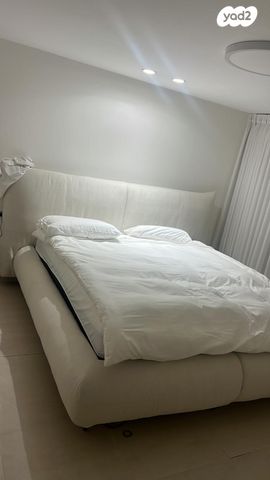 מיטה וארון