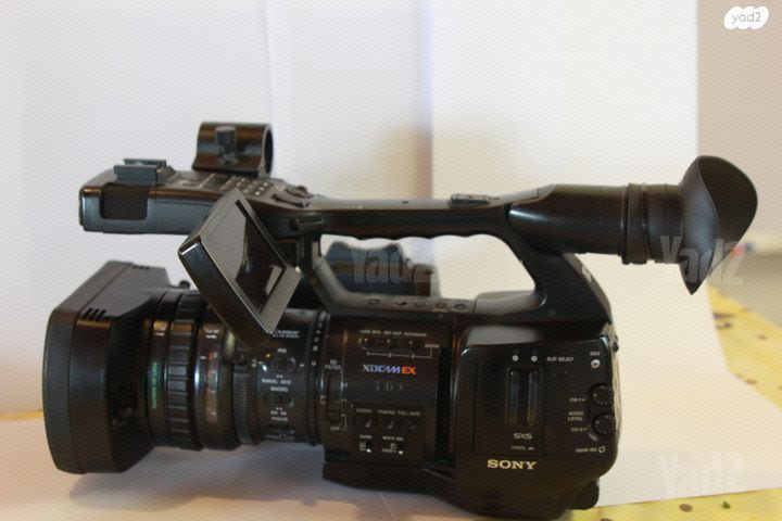 מצלמת וידאו FULL HD EX-1R