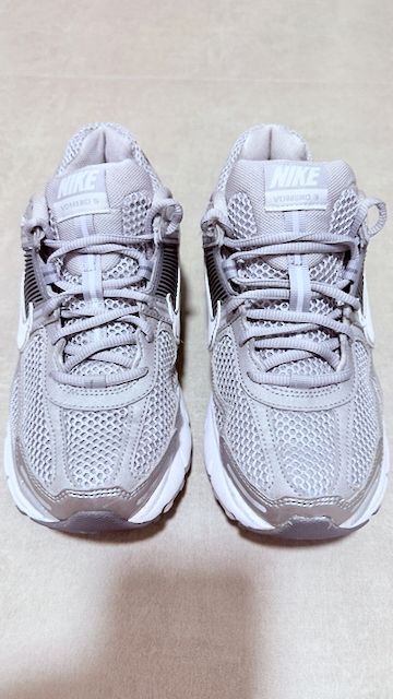 NIKE VOMERO 5 - נייק וומרו