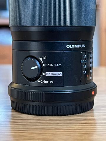 Olympus 60mm f2.8 Macro
