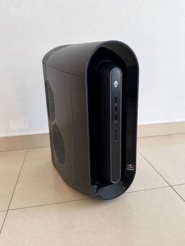 מחשב Alienware Aurora R10