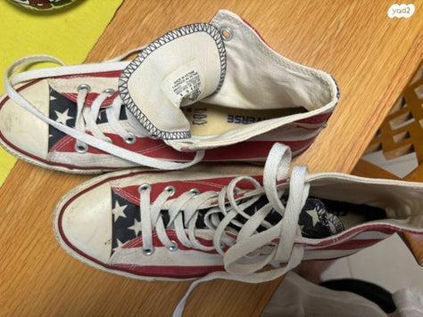 נעליים all star America