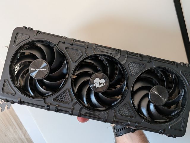 NVIDIA GeForce RTX 5090 32GB