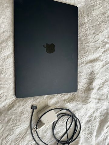 MacBook Air m2(2023)