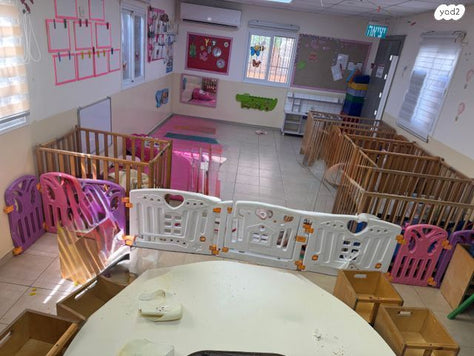 גדר ושער פלסטיק