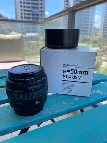 Canon EF 50mm f/1.4 USM
