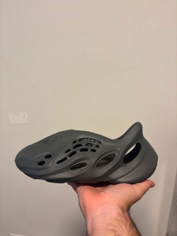 Yeezy Foam Runner "Onyx”