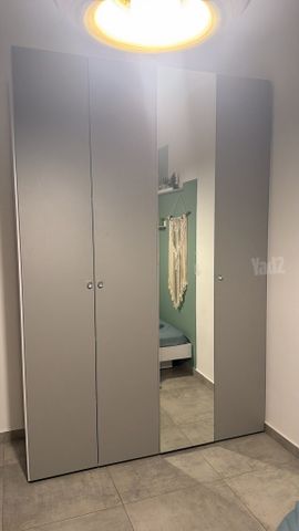 ארון חדש עם מראה