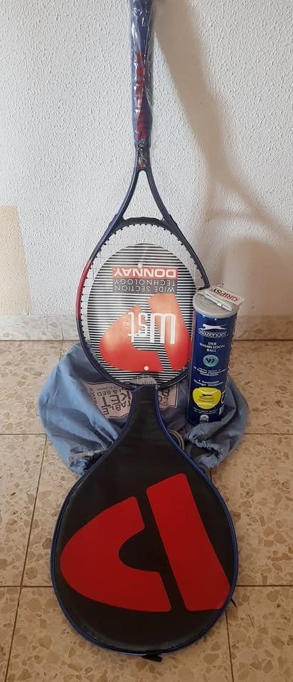 מחבט טניס חדש