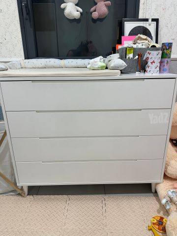 שידת החתלה