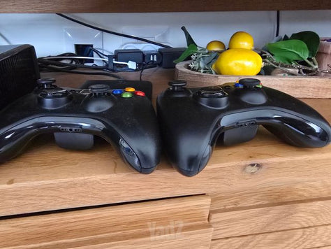 Xbox 360 ,עם 2 שלטים וkinect