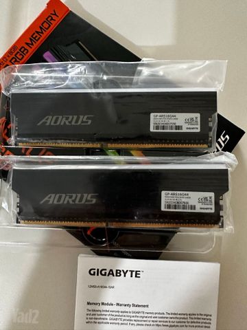 AORUS RGB DDR4 16GB 4400MHz