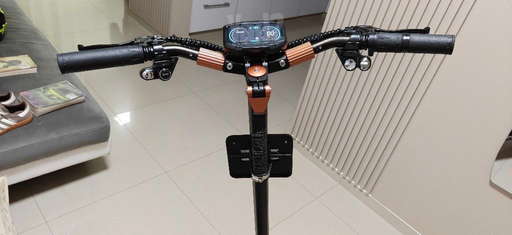 Mukuta 8 plus