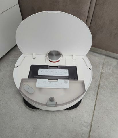 +Xiaomi Robot Vacuum S20+