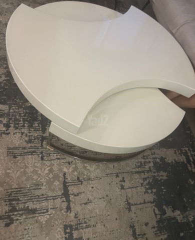 שולחן