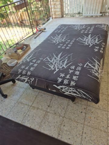מיטה מתקפלת