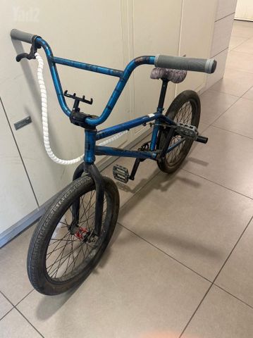 אפני BMX מקצועי