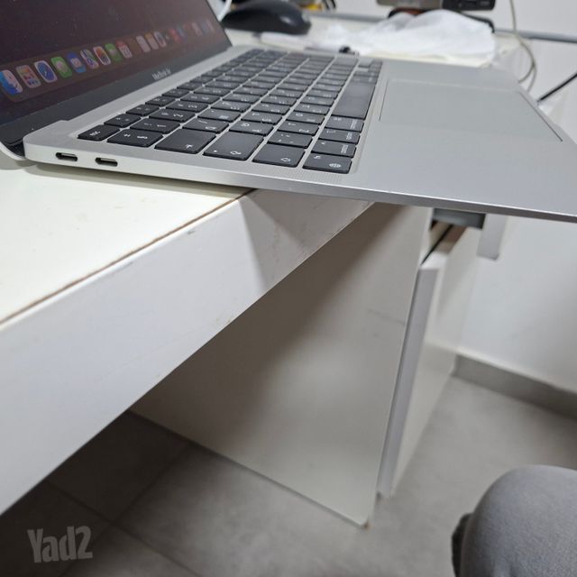 Macbook air 2020