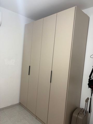 ארון בגדים