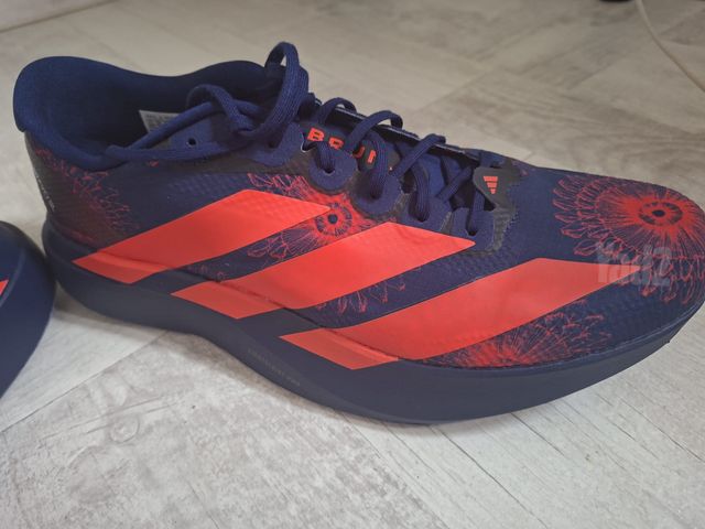 אדידס adidas