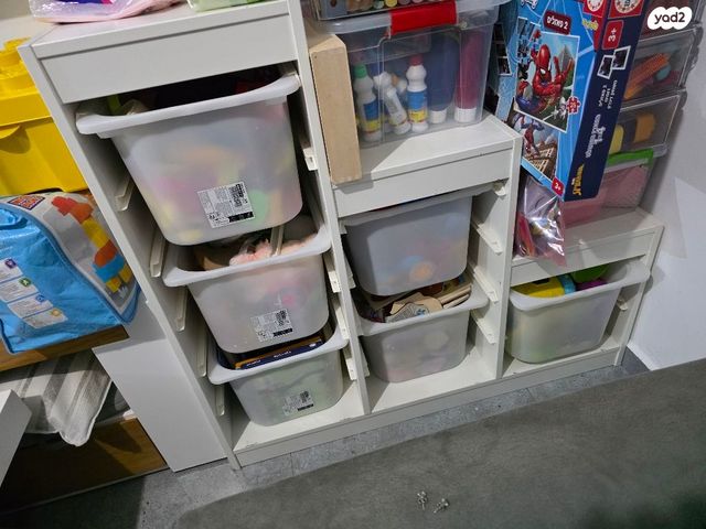 כוורת לאחסון של איקיאה