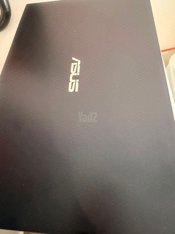 מחשב נייד ASUS ExpertBook
