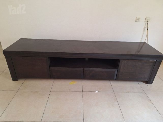מזנון/שידה