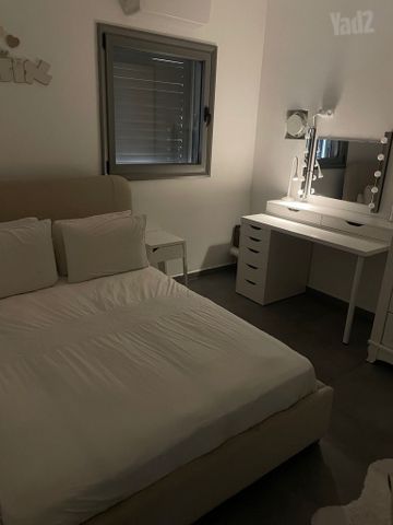 מיטה 1.40 בד בוקלה