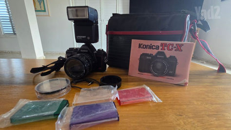 מצלמה רפלקסית KONICA TCX-C