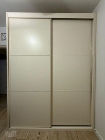 ארון הזזה