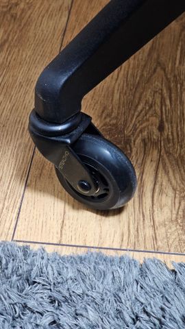 כיסא razer zen