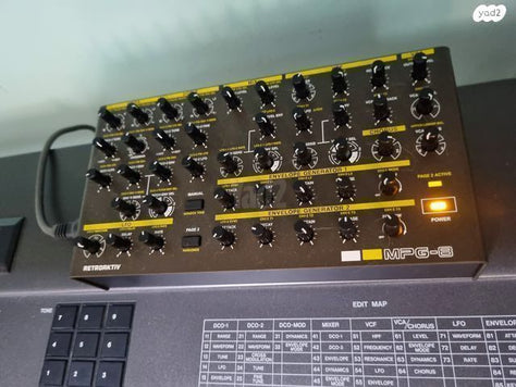 ROLAND JX-10 + Programmer