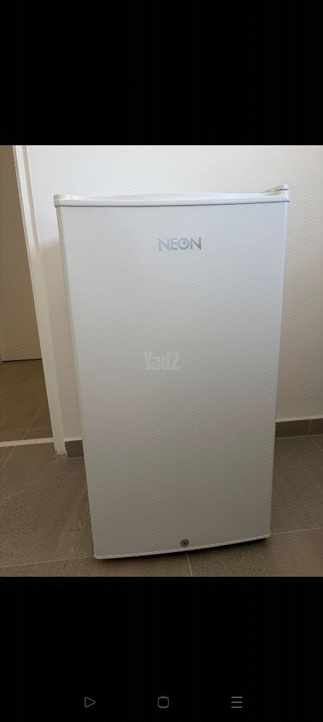 מקרר משרדי neon
