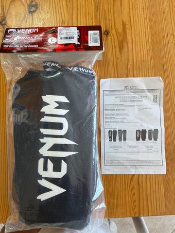 שין גארדס venum