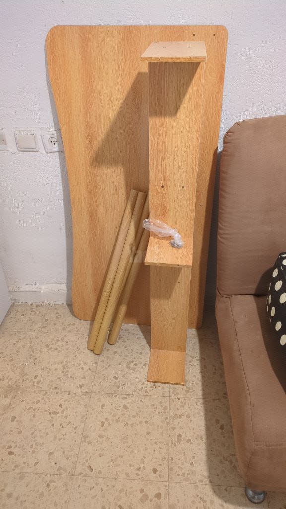 שולחן