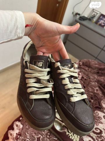 נעלי New Balance