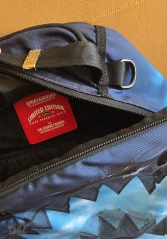 תיק גב Sprayground