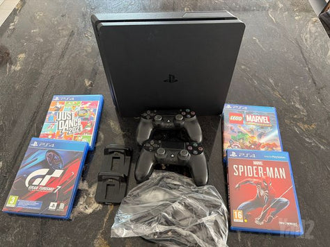 PlayStation 4 slim
