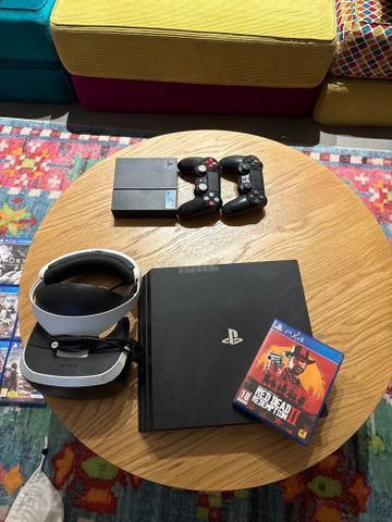 PS4 PRO+VR