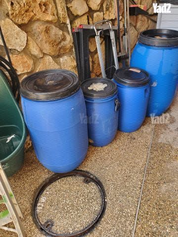 חביות ליין ביתי.