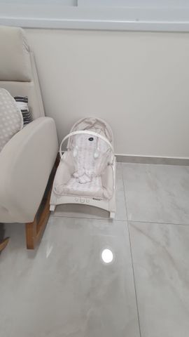 Baby bouncer