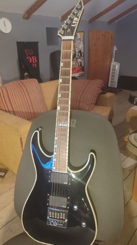 גיטרה חשמלית LTD MH-1000ET