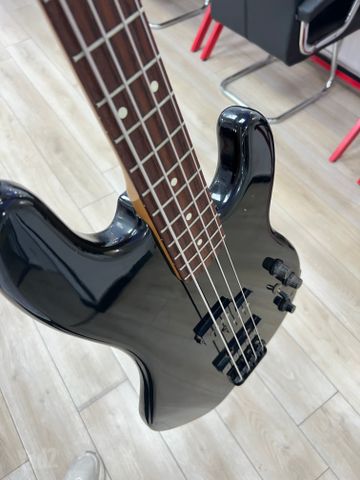 Fender Japan Jazz Bass Special