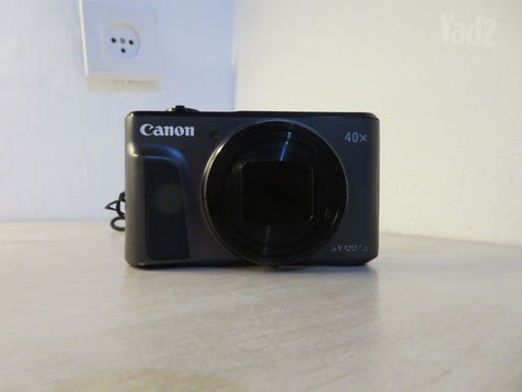 מצלמה CANON 720