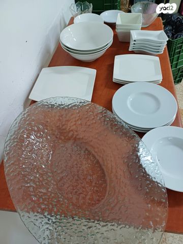 צלחות הגשה, מתקני נייר