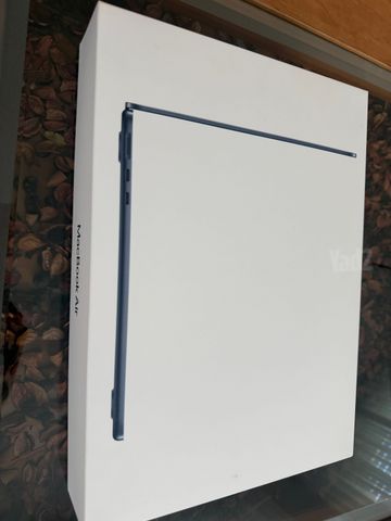MacBook Air 13” M5 (2026) | |