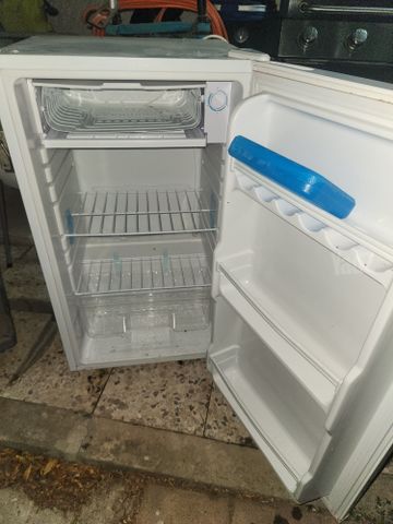 מקרר מיני בר